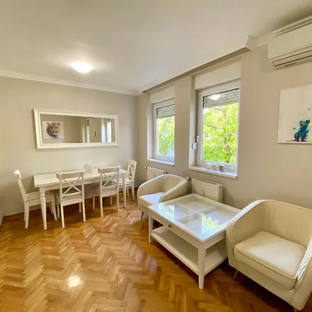 New Cosy Grbavica Apartment