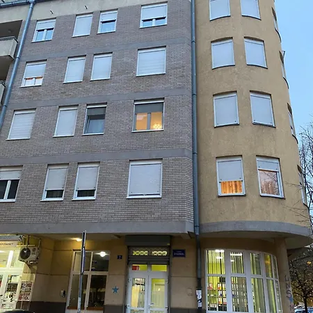 New Cosy Grbavica Апартаменты *